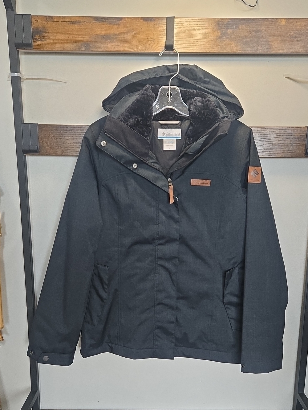 Columbia Black Hooded Jacket with Faux-Fur Lining